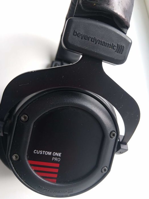 Beyerdynamic Custom One Pro