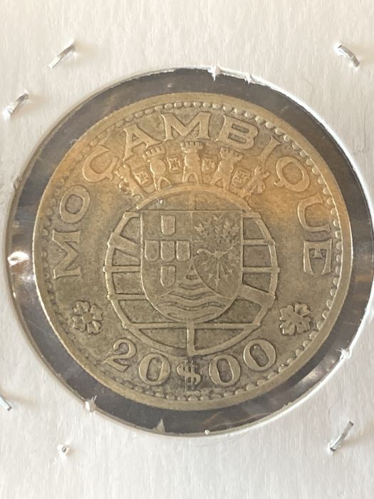 Moeda 20 escudos prata Moçambique