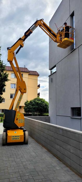 Wynajem podnośników koszowych i nożycowych