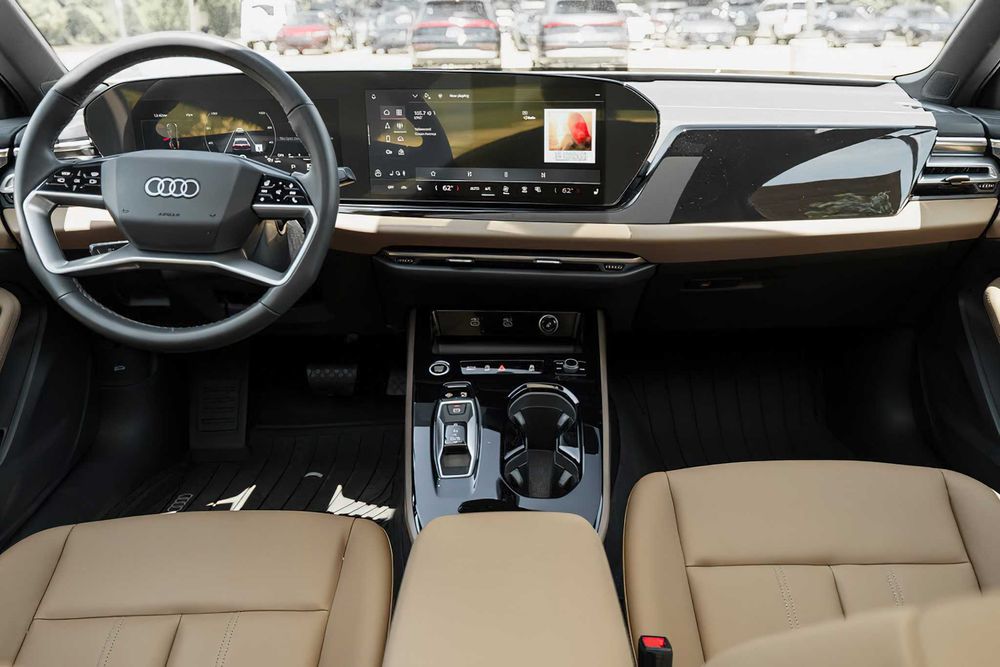 Audi A5      2024