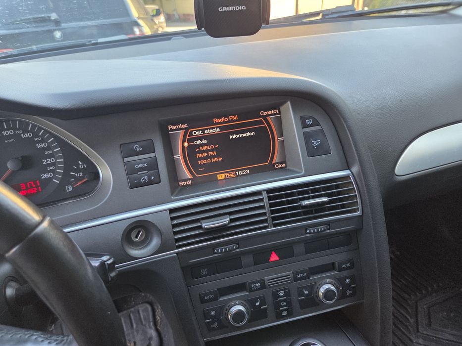 ...Audi A6 C6...