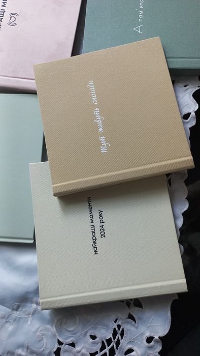 Альбоми стильні шикарні,велюр