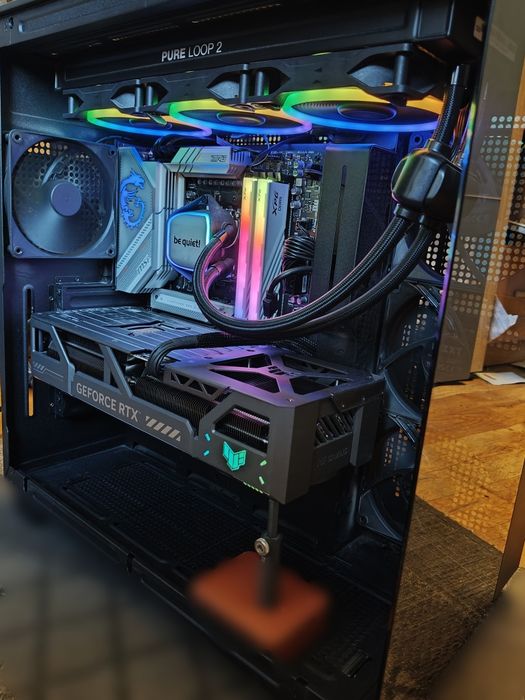 Pc do gier RTX 5080 TUF 16GB Ryzen 9 7900X3D 32GB XPG DDR5 Corsair 1500W