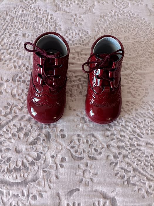 Botinha de verniz n20 rigorosamente novas