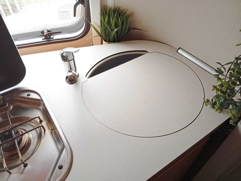 2020 Eriba Touring 320 Caravan *Like New*