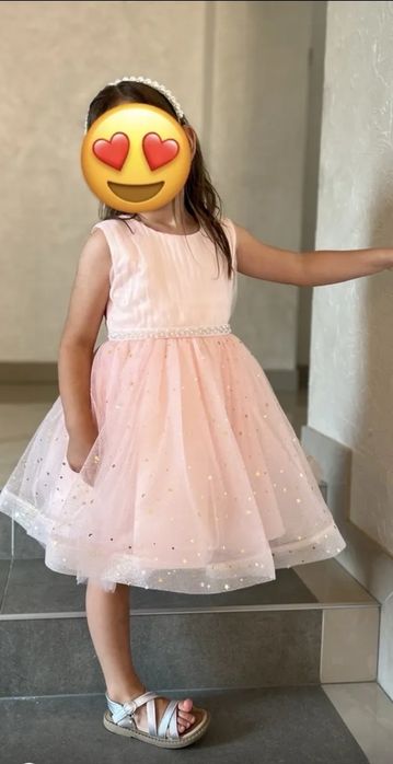 Дитяча рожева пишна сукня детское нарядное розовое платье принцессы