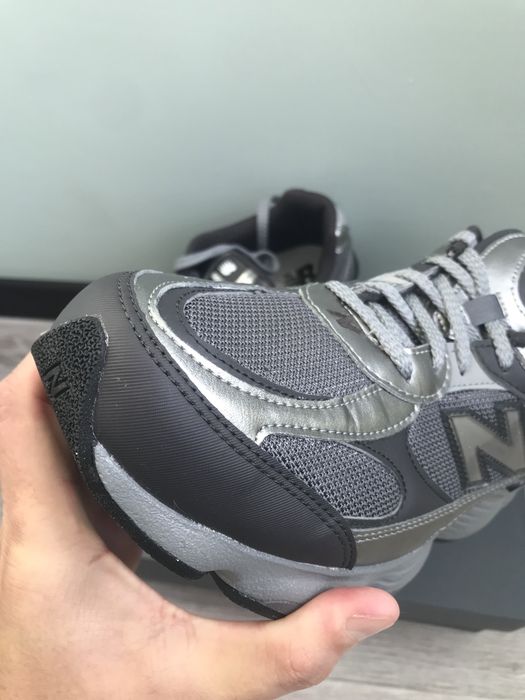 кросівки new balance 630