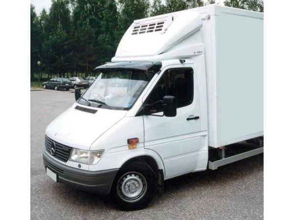 Volkswagen LT 1998+ Козырек на лобовое стекло
