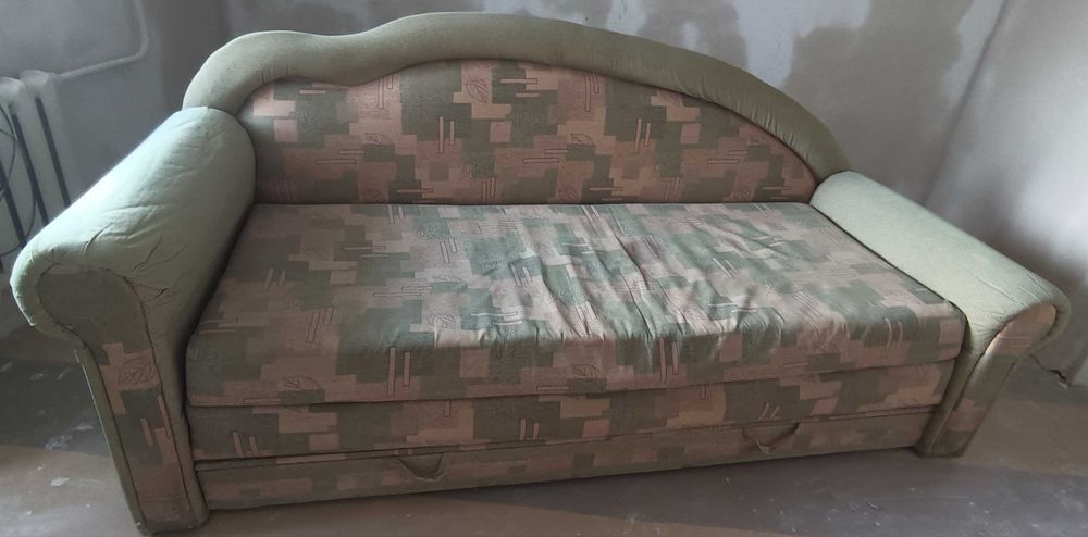 Продам диван - 1500 грн. Самовивіз