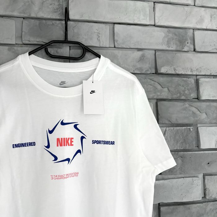 Koszulka t-shirt nike air swoosh central logo tee biała white tech sb