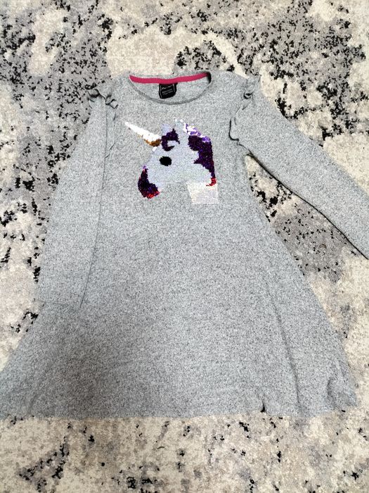 Продам платье с поняшкой