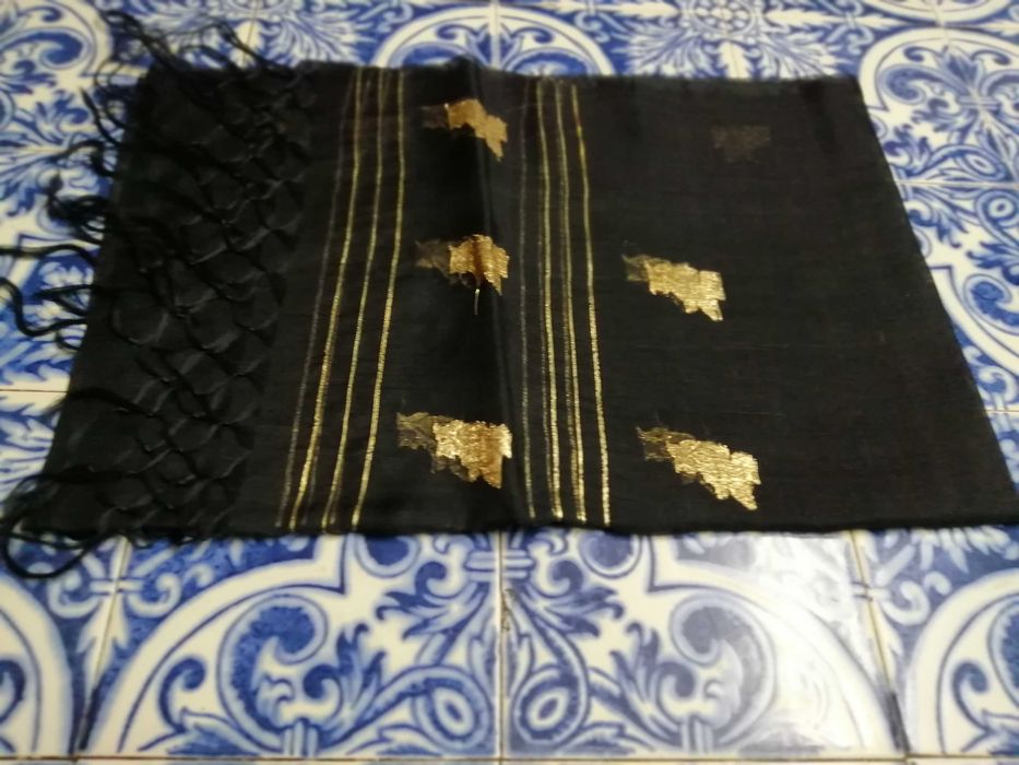 Écharpes de senhora = Lenços de pescoço