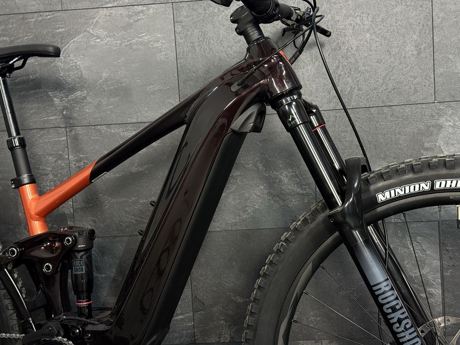 Новий Giant Trance E двопідвісний електровелосипед