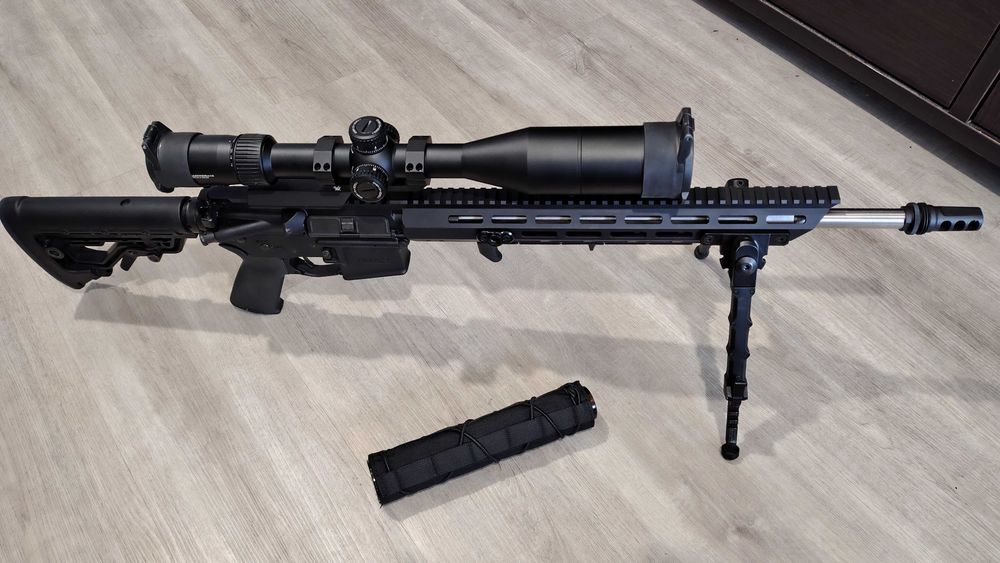 Tłumik nakręcany bezpośrednio na urządzenie wylotowe AR15, MMR Pro. SilencerCo.
