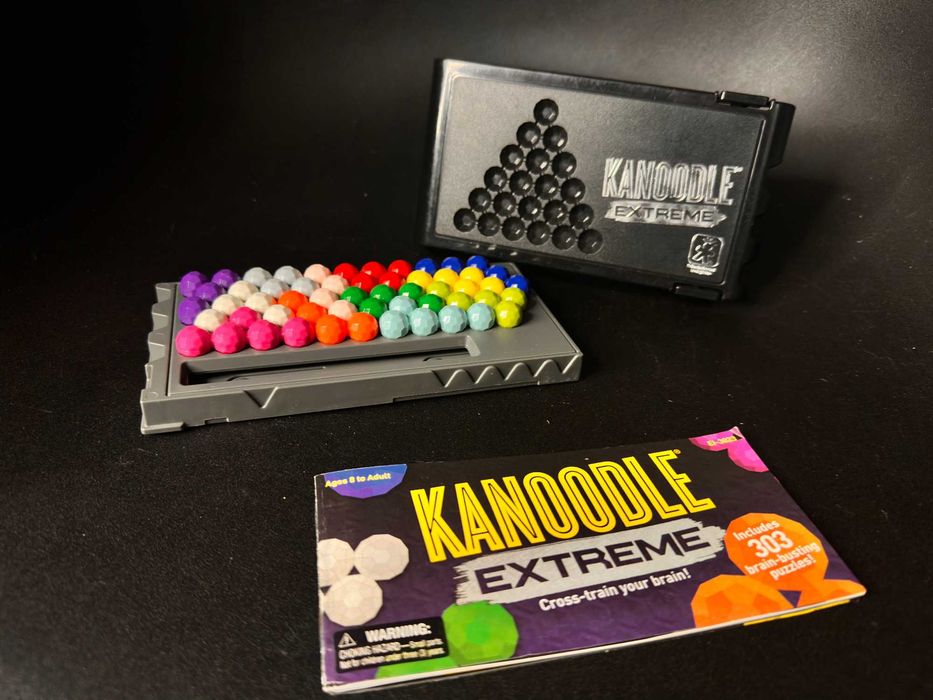 настільна гра головоломка Kanoodle Extreme від Educational Insights