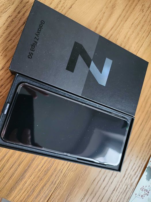 Samsung Galaxy Flip3 5G F711U1/DS Snapdragon 888 новий