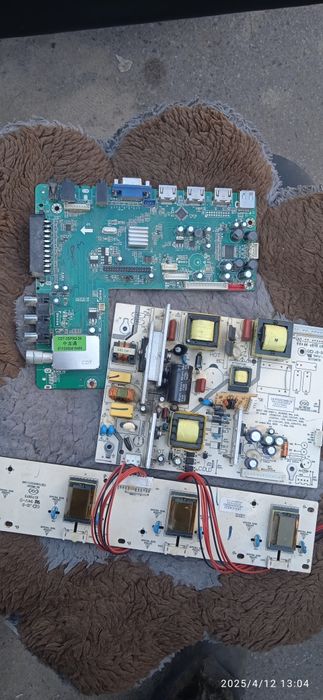 Продам электронные плати от телевизора,
