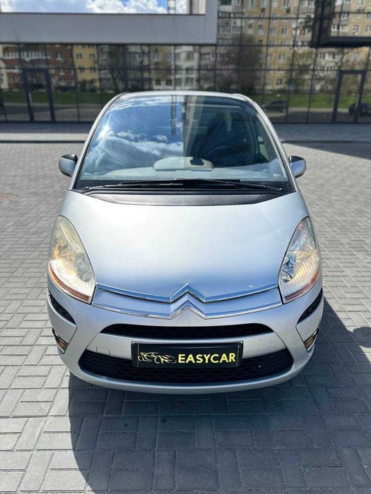 Продам Citroen C4 2009 1.6