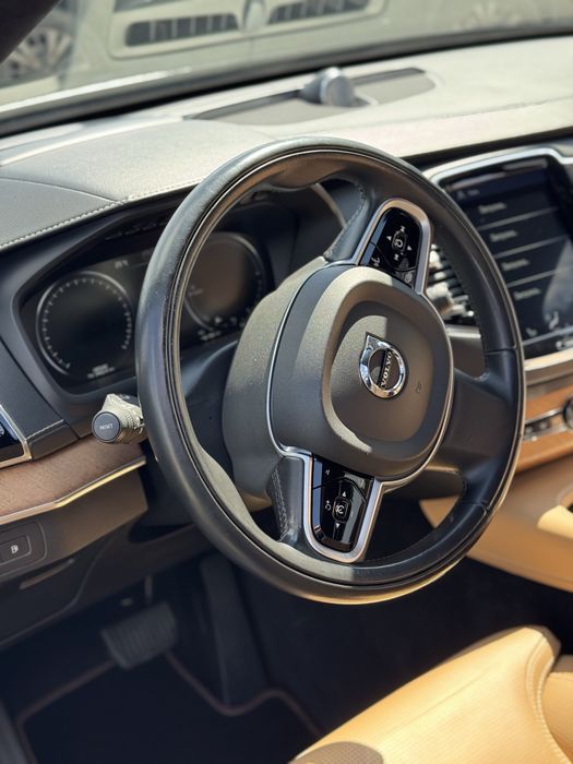 Volvo XC90 2.0 гібрид