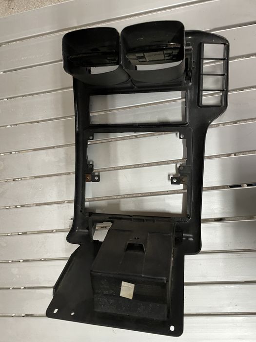 Consola central seat ibiza 6k/polo usada