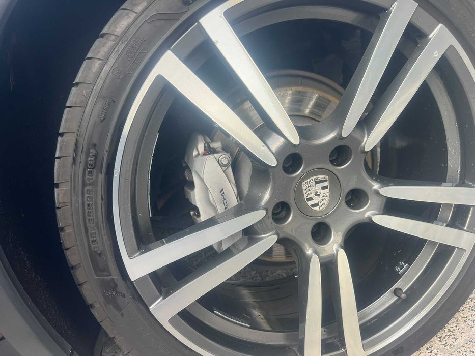 Porsche Cayenne 3.0 V6 Hibrid