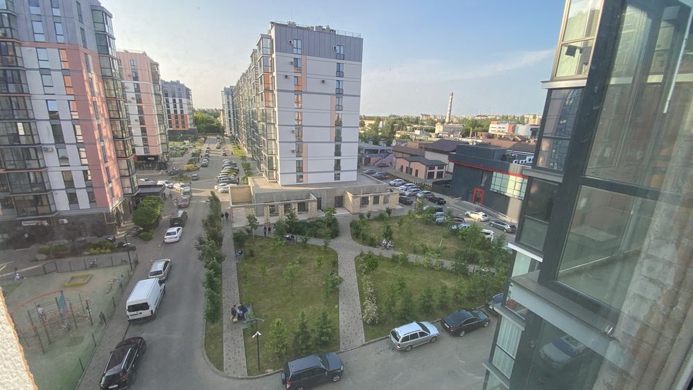 Велика  2кім.кв. ЖК Дрім Таун