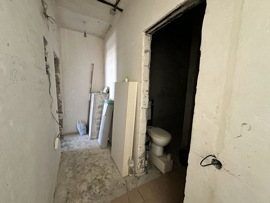 Продаж квартири пров. Задорожний 6, ст. метро Голосіївська, парк, озеро