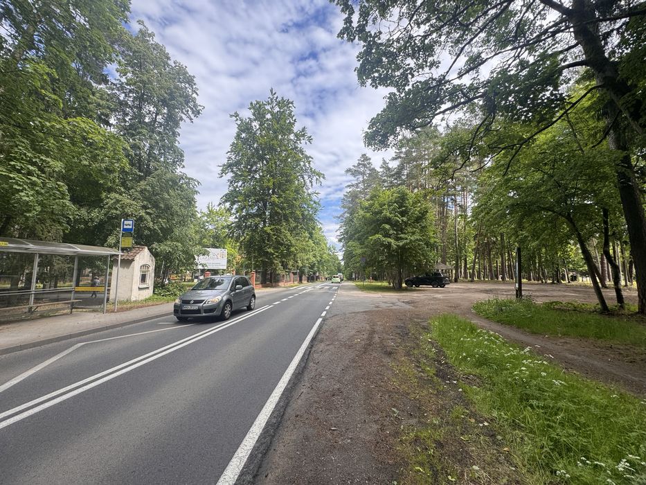 Działka  usługowa