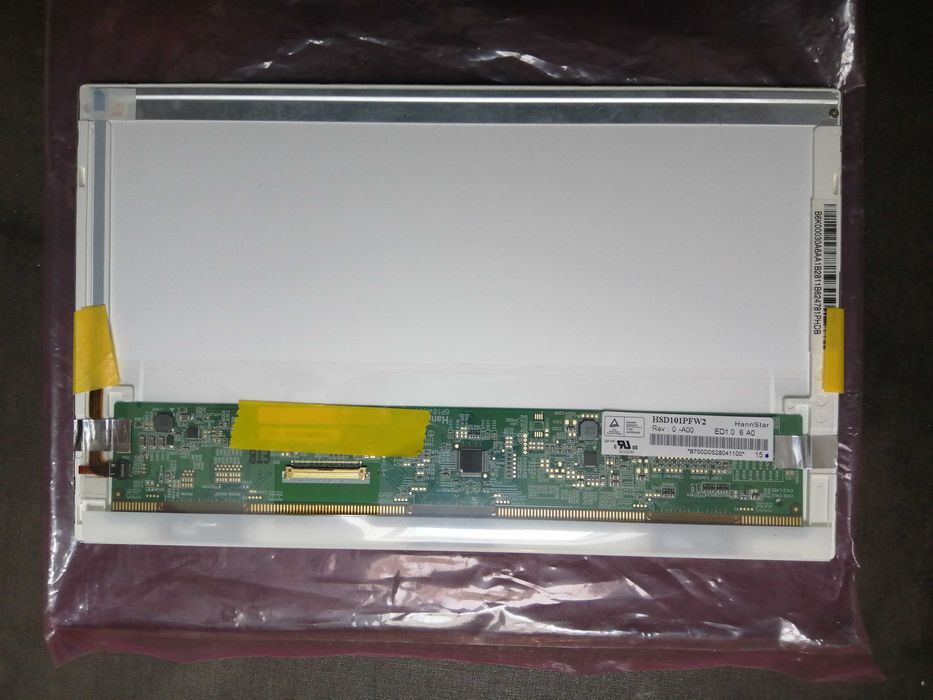 HannStar LCD 10.1-inch Laptop Display64739302081538121
