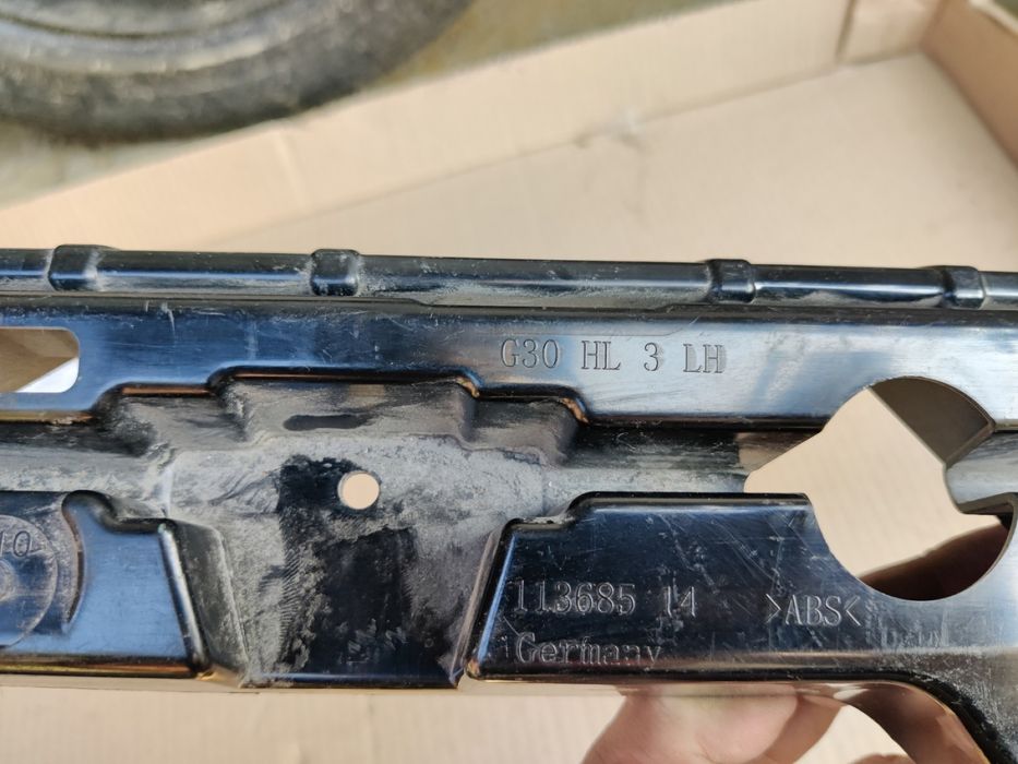 Крепление порога левого центральное BMW 5 G30 17-