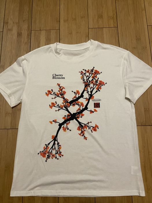 Футболки по 100 грн y2k