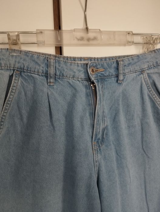 Niebieskie spodnie jeansowe damskie denim szeroka nogawka Sinsay S