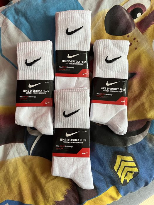 12 par skarpetek dlugich nike rozmiar 41-46