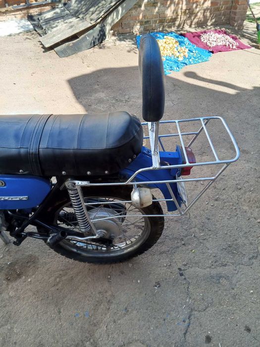 Продам 2  мотоцикли Мінськ і велосипед.