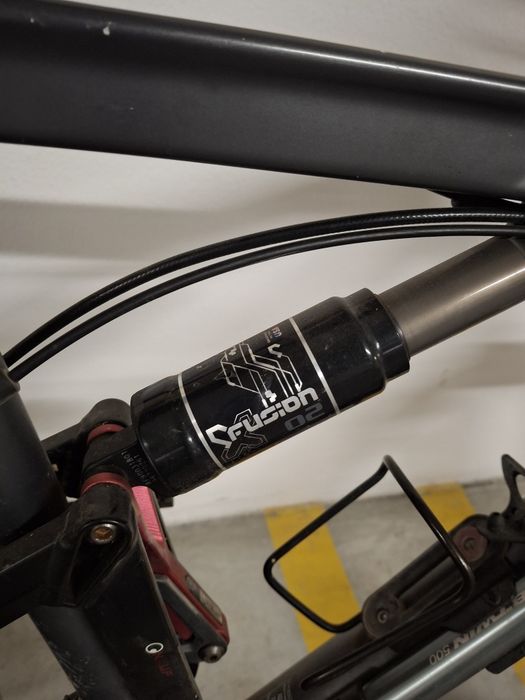 Bicicleta Rockrider SUSPENSÃO TOTAL