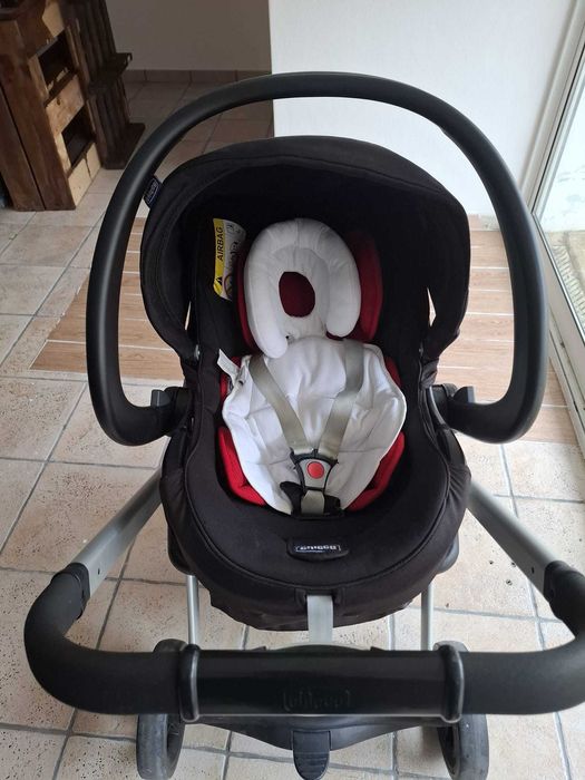 Carrinho bebe trio Urban Chicco + cadeira auto