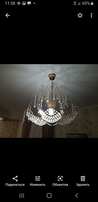 Продам шикарную хрустальную люстру