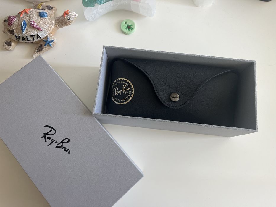 Oculos de sol Ray-Ban modelo Boyfriend Reverse em preto