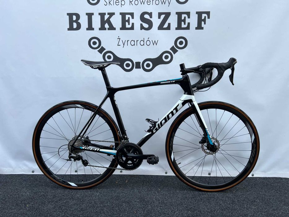 Szosa CARBON GIANT TCR ADVANCED 2 28" (L) Shimano 105 2x11 Hydraulika