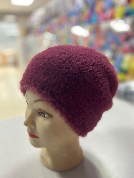 Шапка біні. Штучна