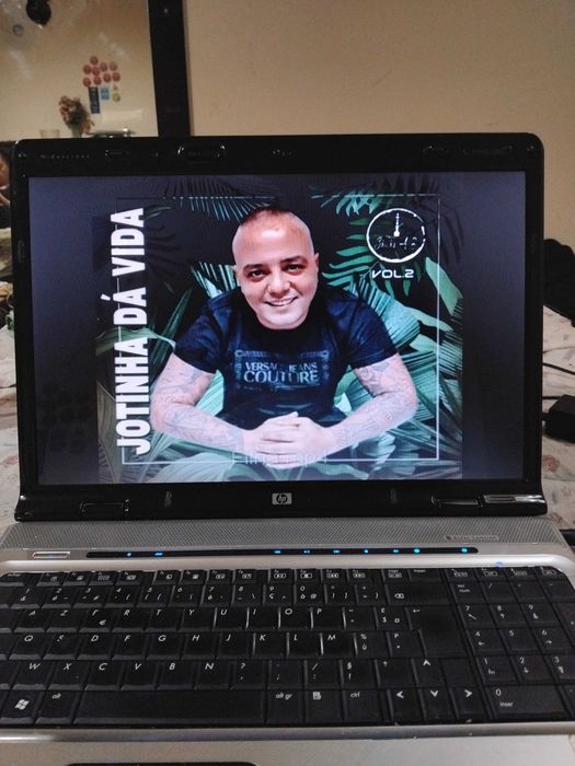 Computador portatil marca HP para venda preço mesmo barato para desocupar Atencao leia anuncio