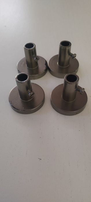 Metalowy uchwyt do karnisza, rury, 4 sztuki