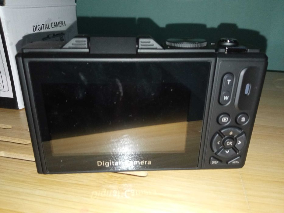 Ourlife AC600 Kompaktowy aparat fotograficzny cyfrowy 4K 18X