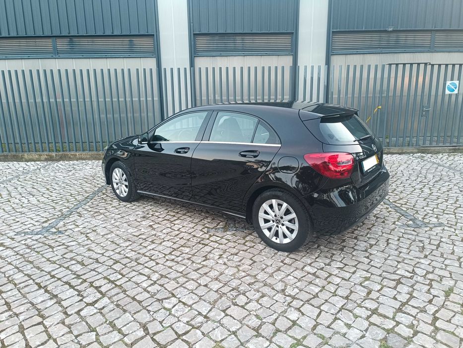 Mercedes-Benz A 180d Style 11-2017- Nacional