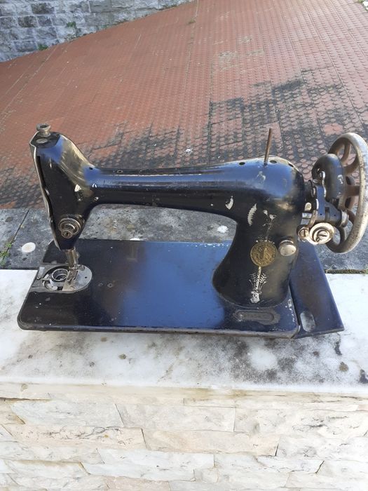 Máquina Singer antiga