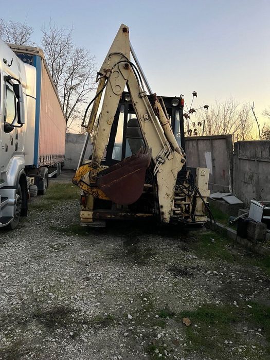 Екскаватор - навантажувач БОРЕКС 3106 / 2000 рік випуску