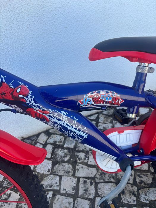 Bicicleta homem aranha roda 16 com rodinhas