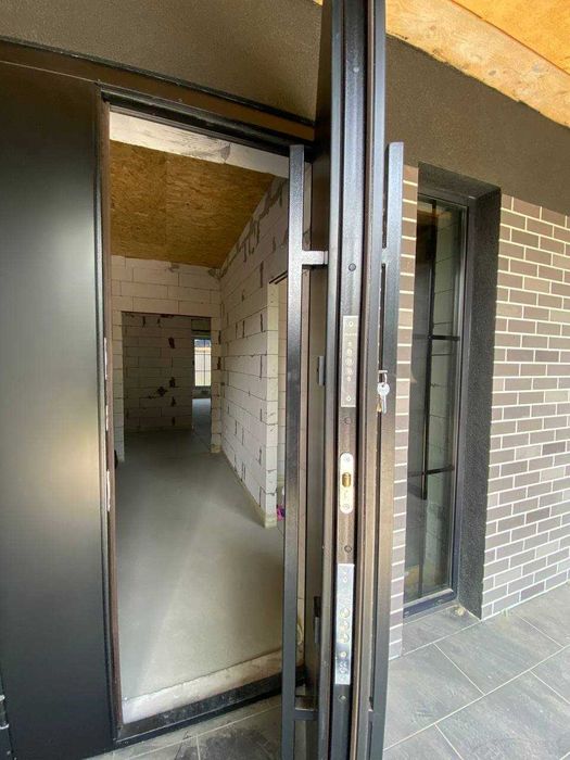 Продається ЗДАНИЙ сучасний одноповерховий будинок в крутій локації