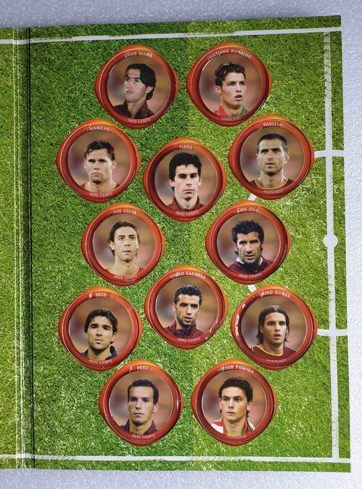 Colecção Oficial Selecção 2004 com CR7 Rookie