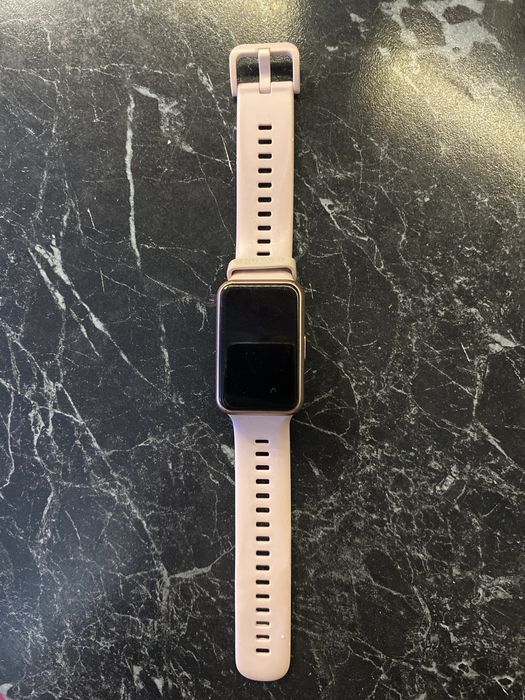 Жіночій смарт годинник Huawei watch fit